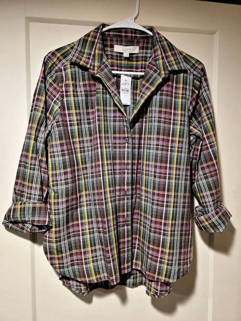LOFT Plaid Button Down Shirt in Black & Pink Size Small NWT